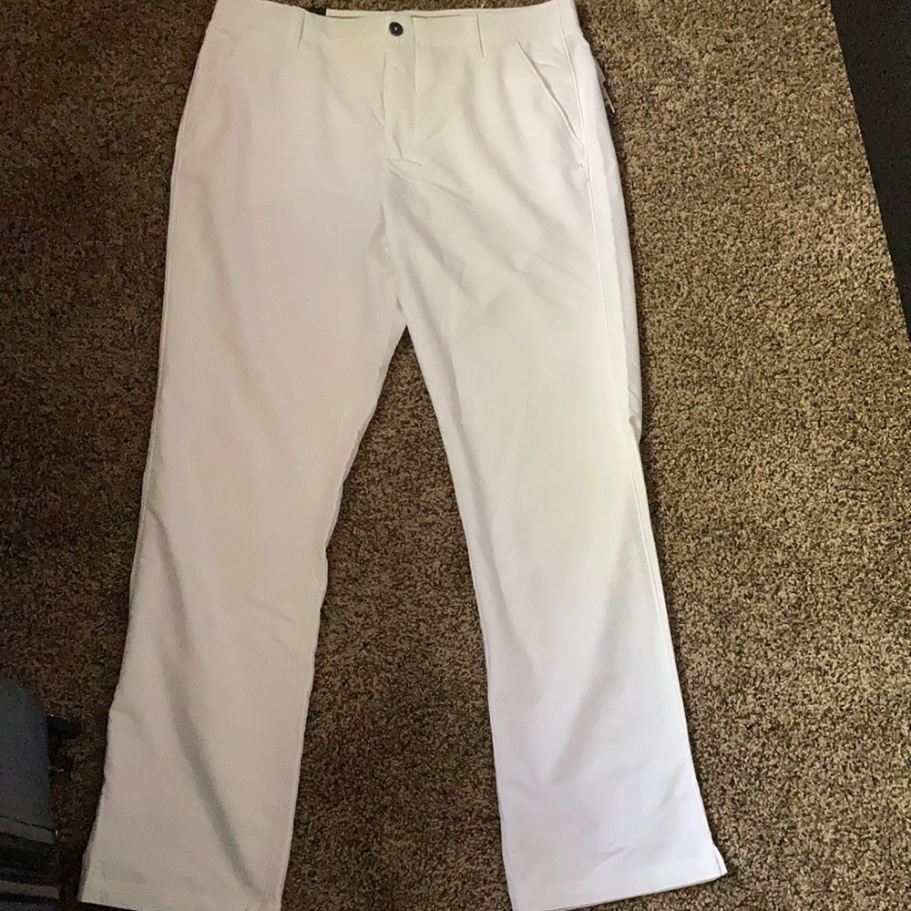 COPY - Size 34/32 Under Armour straight white golf pants